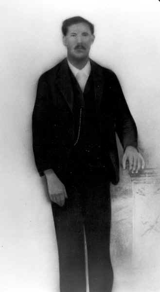 wpe61.jpg (11545 bytes)