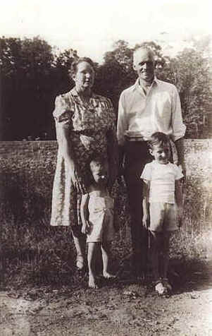 wpe94.jpg (21387 bytes)
