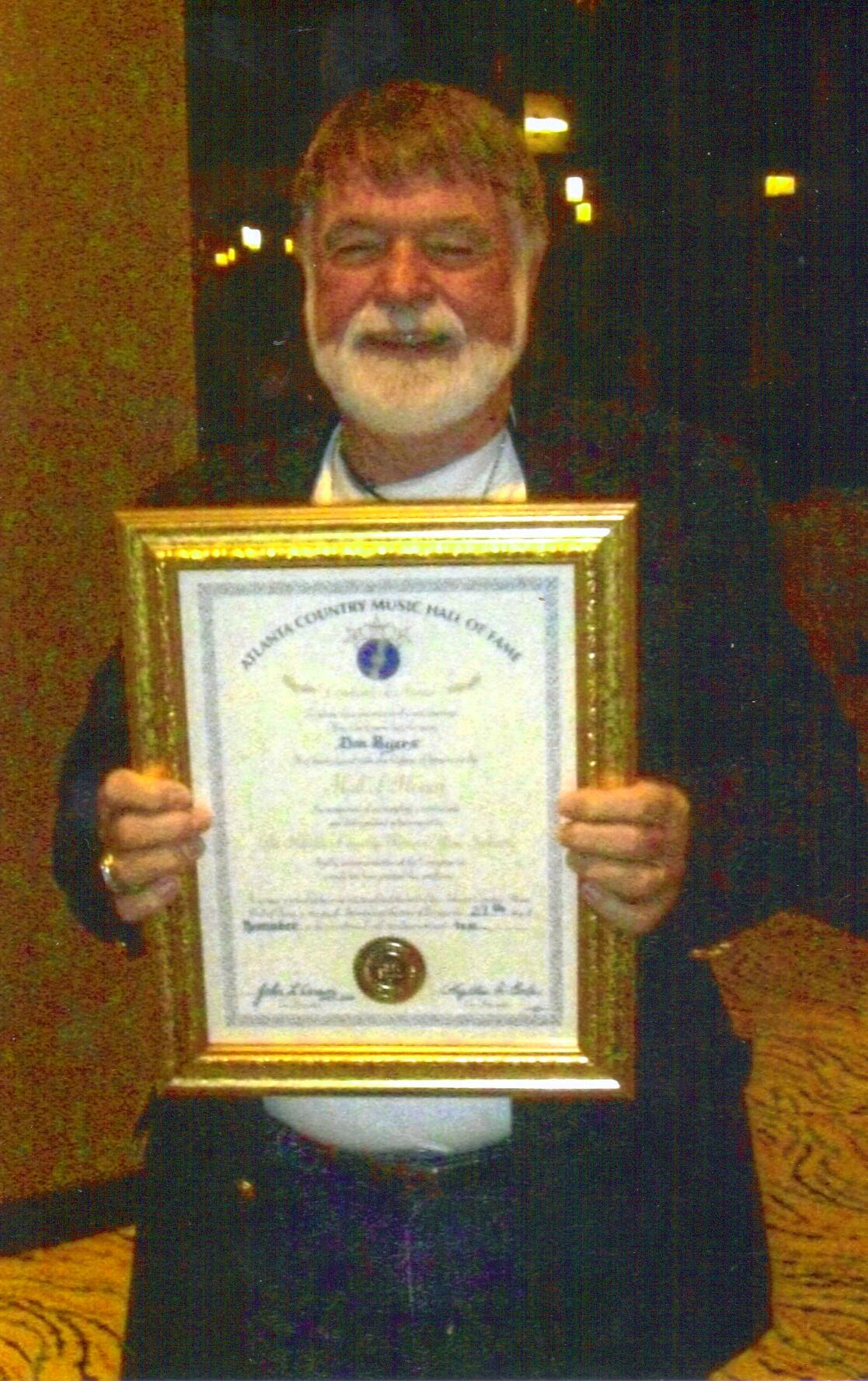 Don Byers Receives Music Hall of Fame Award